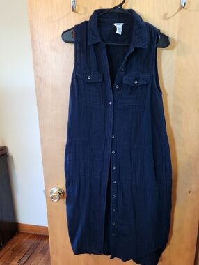 Sleeveless Navy Button-Down Shirt Dress